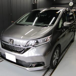 お客様：ひたちなか市　Ｉ様<br>車種名：ホンダ　フリード　<br>コース名：UPコート５G